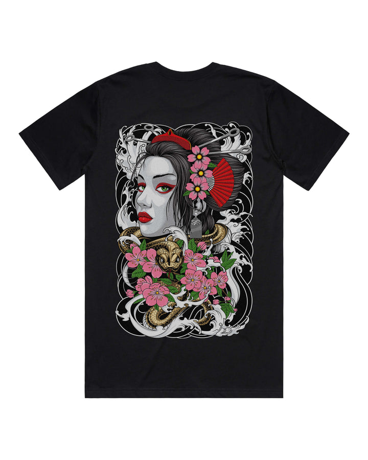 Black graphic t-shirt with large irezumi geisha back print
