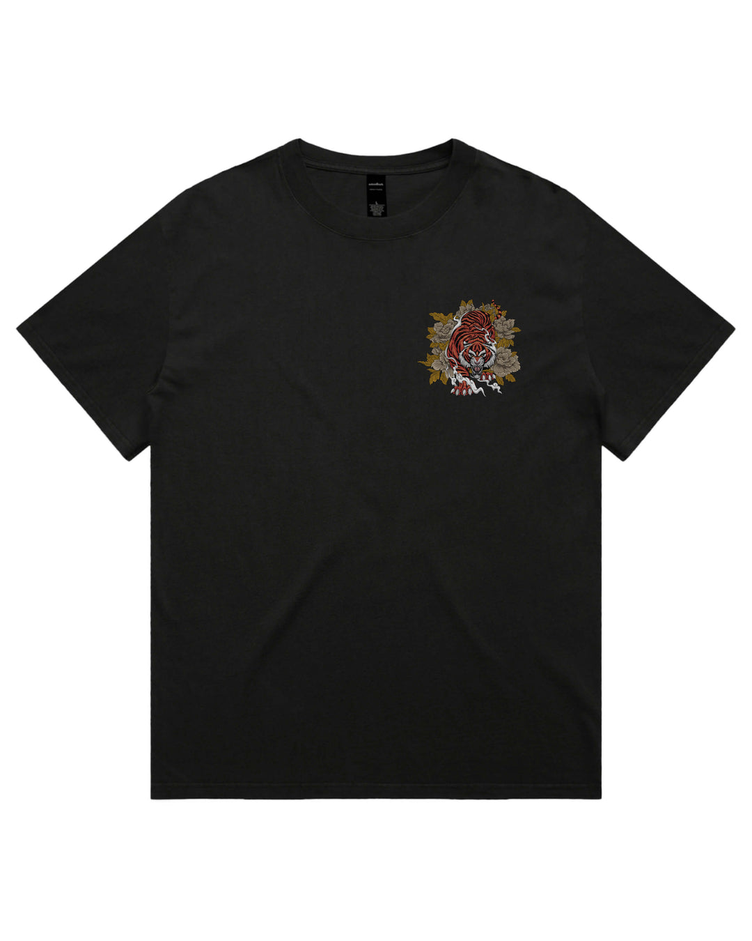 Oversized black t-shirt with left chest prowling tiger graphic print